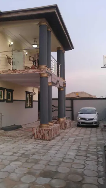 Trotty Apartments - Image 1
