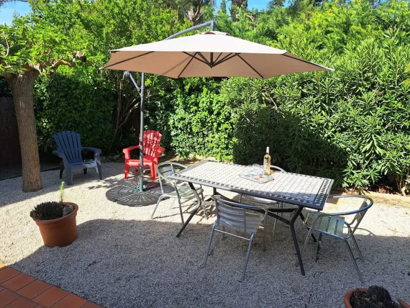 Mazet Lily Vue Alpilles, 6/8 people shared pool - Image 1
