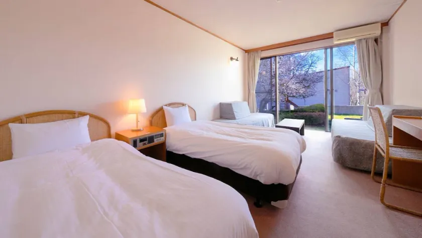The Hotel Fujiyama - Image 1