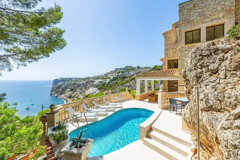 Villa \"Cala Llamp\" with Panoramic Sea Views - Image 1