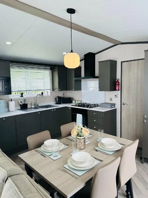 Ashbourne Heights Holiday Park - Holiday Accommodation 18103 - Image 1