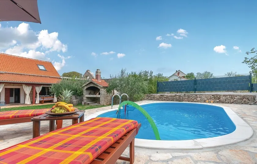 Three Bedroom Holiday Home In Oklaj - Image 1