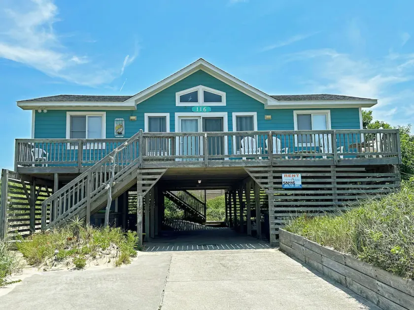 SEMI-OCEANFRONT con 4 camere da letto, accesso diretto alla spiaggia e suggestive viste sull'oceano - Image 1