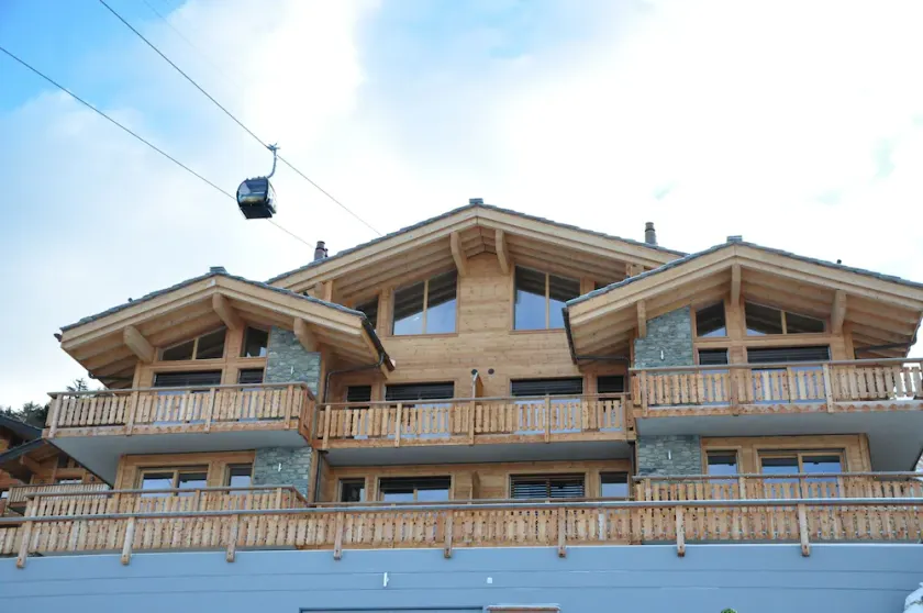 Modernes, sonniges, luxuriöses 5 * Ski In, Ski Out Apartment auf der Piste (3 Bett, 3 Bad) - Image 1