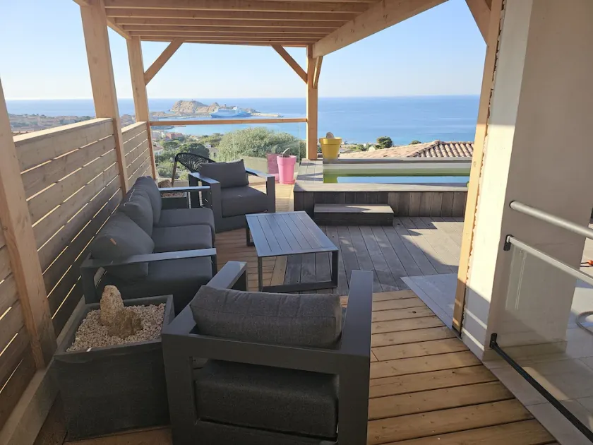 LOCATION STANDING ESTIVALE CALME VUE MER IMPRENABLE - Image 1