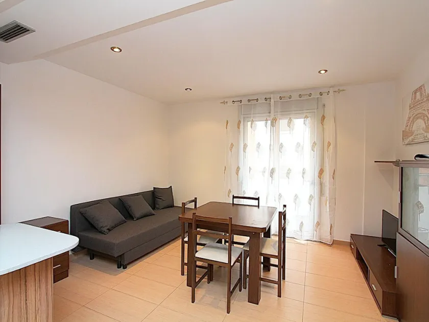Appartement avec Clim à 150m de la Plage et Centre Lloret de Mar - Image 1