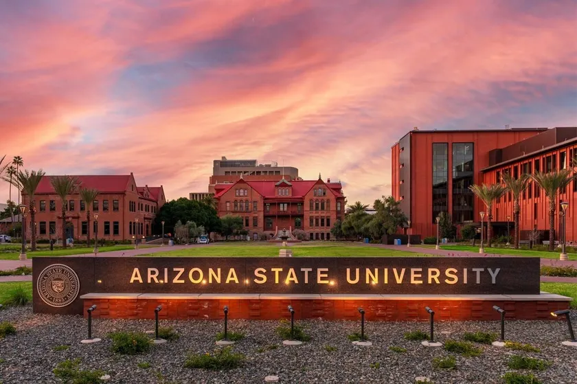 Sunswept Skies - Putting Green - ASU 1 block - Image 1