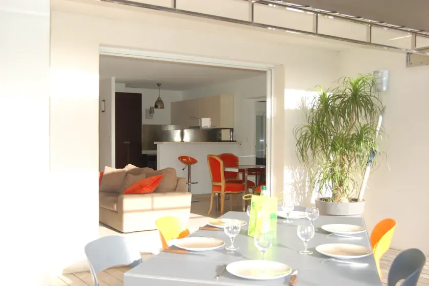 Villa 3 bedrooms, 2 bathrooms, Swimming pool 2.5 km from the center of Ile Rousse - Image 1