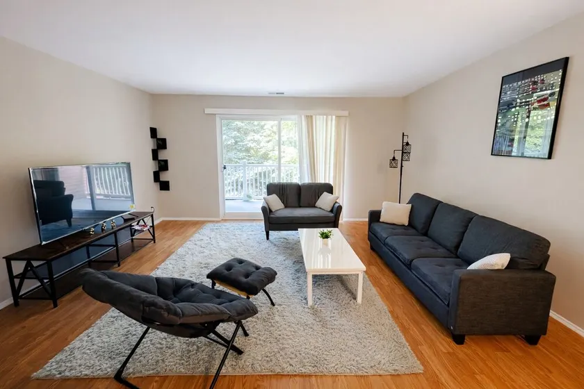 Amazing 2BR 2B Condo Monthly Discount - Image 1