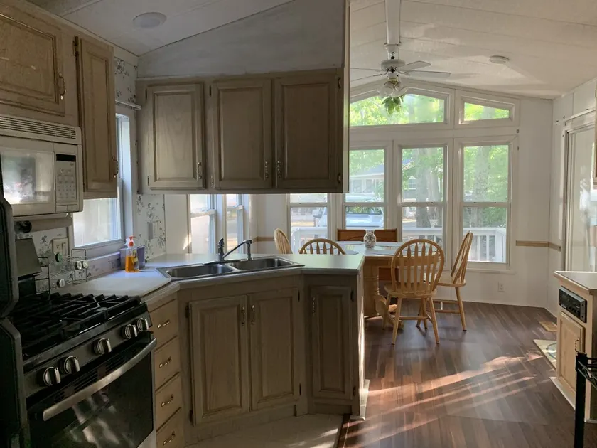 Big “Tiny House” near OCNJ - Image 1