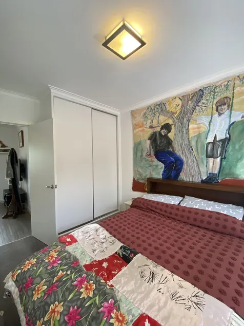 Walk to the Zoo! Ideal location close to all amenities. - Image 1