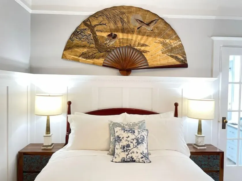 Bachelor Suite in Heritage Manor, Fairfield - Image 1