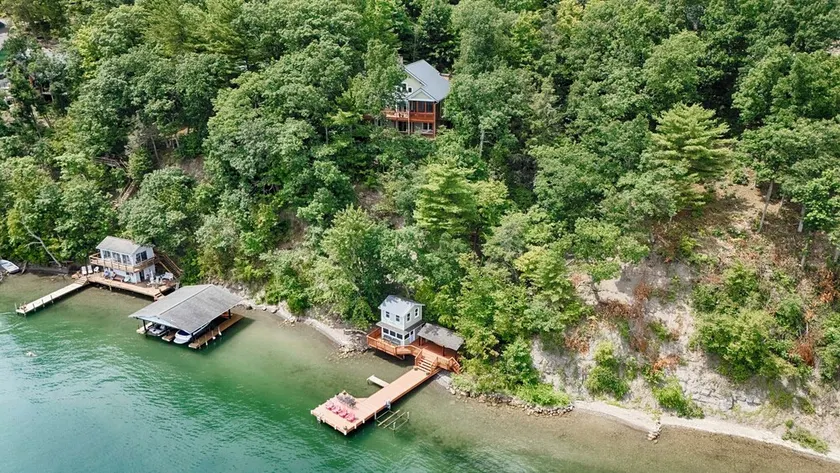 Lake A Lot: \"Charming and Modern - Canandaigua Lake Dream Home!\" - Image 1