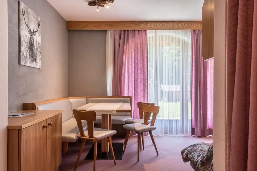 Ferienwohnung \"Ferienparadies Sabina Euringer\" im Naturschutzgebiet direkt an der Seiser Alm - Image 1