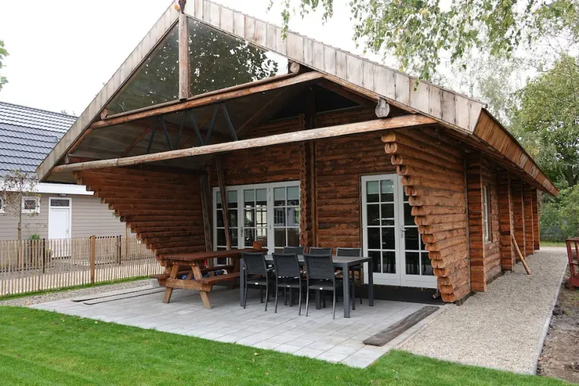 Beautiful Holiday Home With, Terrace, Garden - Image 1