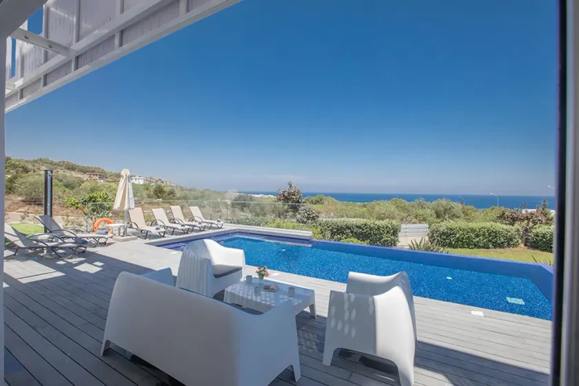Chloe Luxury Villas - Image 1