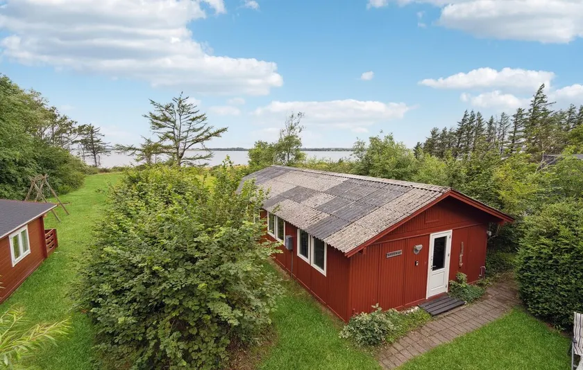 3 Bedroom Cozy Home In Spøttrup - Image 1
