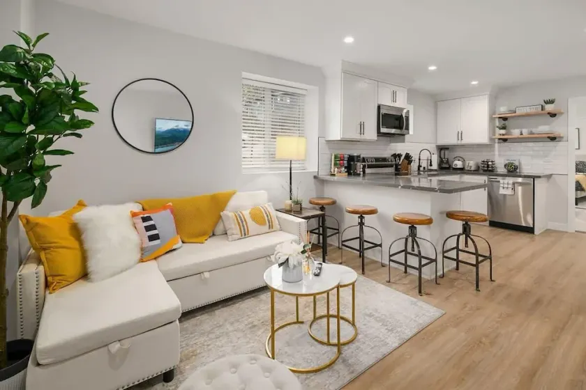 Brand New Designer's Modern 1BR Home 1min to I-5 - Image 1