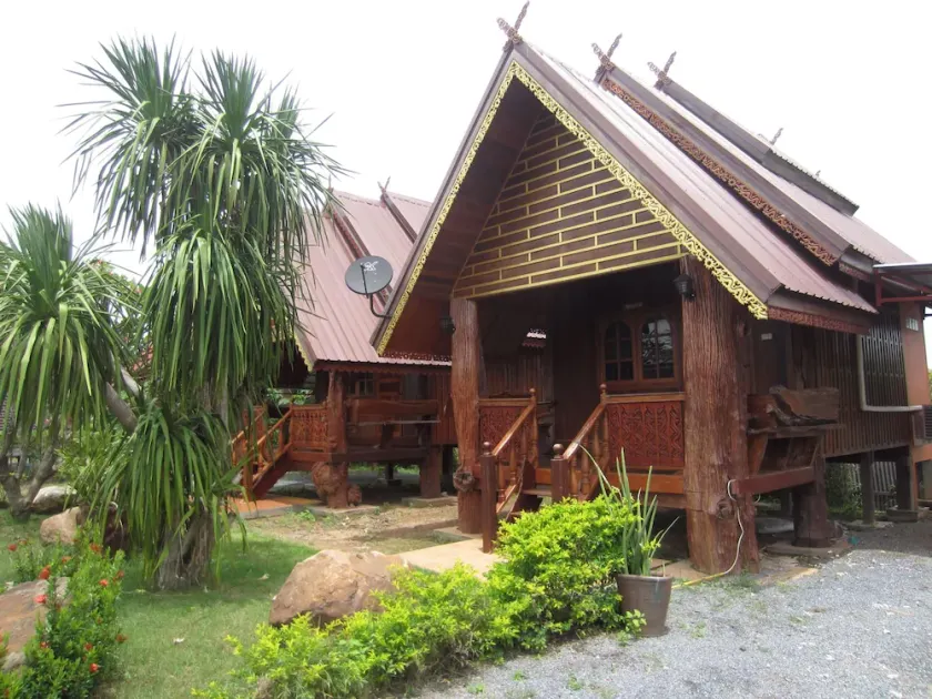 Pialo Resort - Image 1