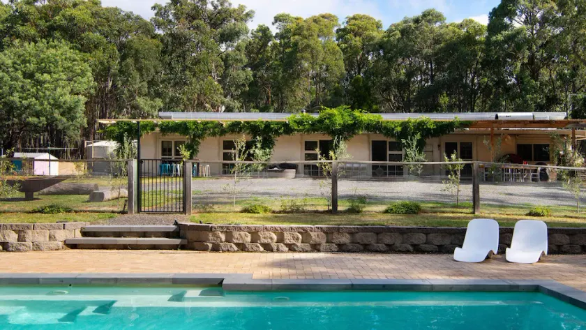 Forest Estate Daylesford 8 Bedrooms 18 pax Pool Sauna Weddings - Image 1