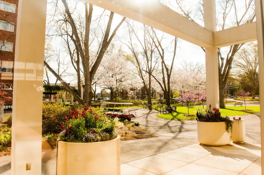 The University of Georgia Center for Continuing Education & Hotel - Image 1