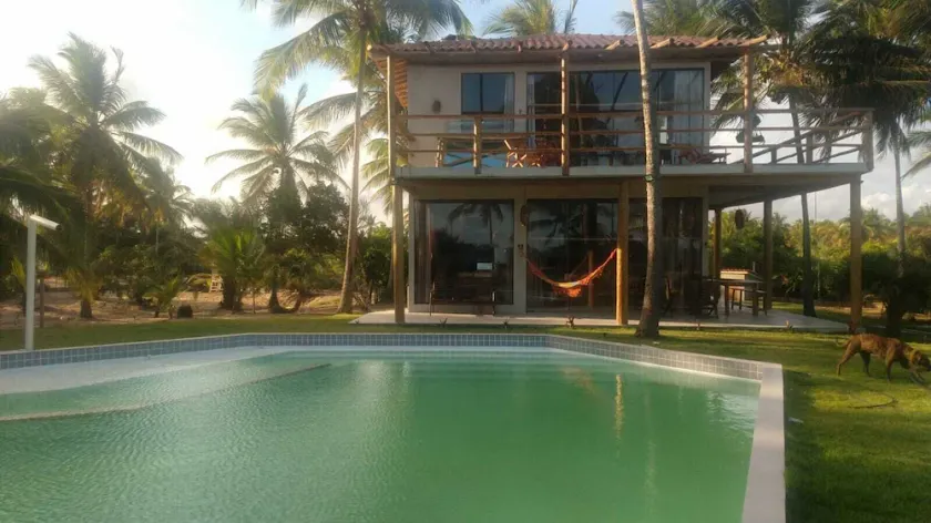 HOUSE IN FRONT OF MOGIQUIÇABA BEACH - Image 1