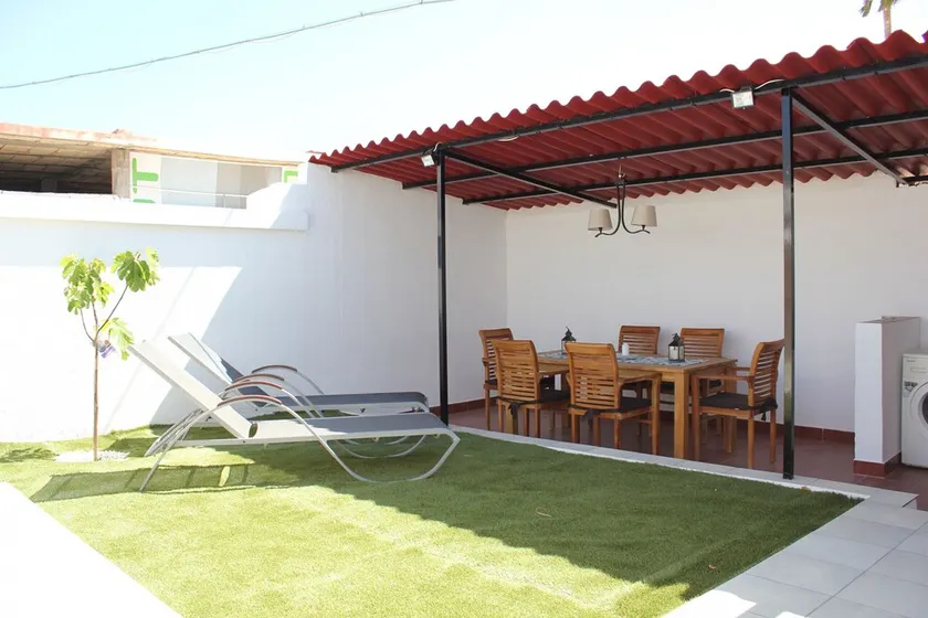 Gran terraza, BBQ y relax en Playa Paraiso - Image 1