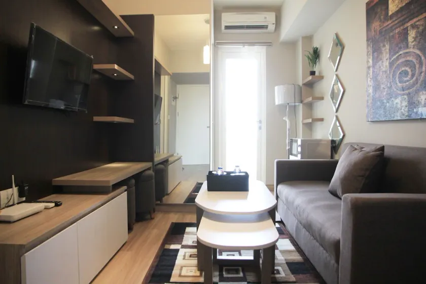 Deluxe and Comfortable 2BR The Springlake Summarecon Apartment By Travelio - Image 1