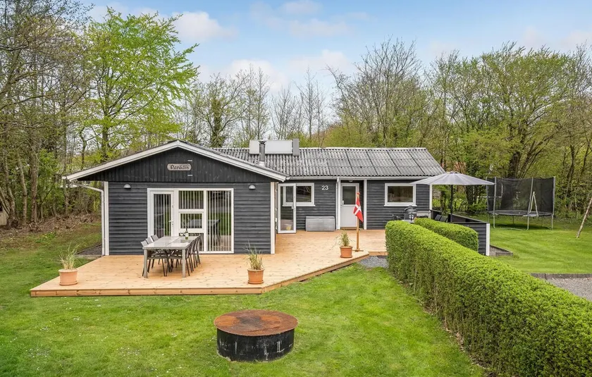 Härligt hus med 4 sovrum i Hemmet - Image 1