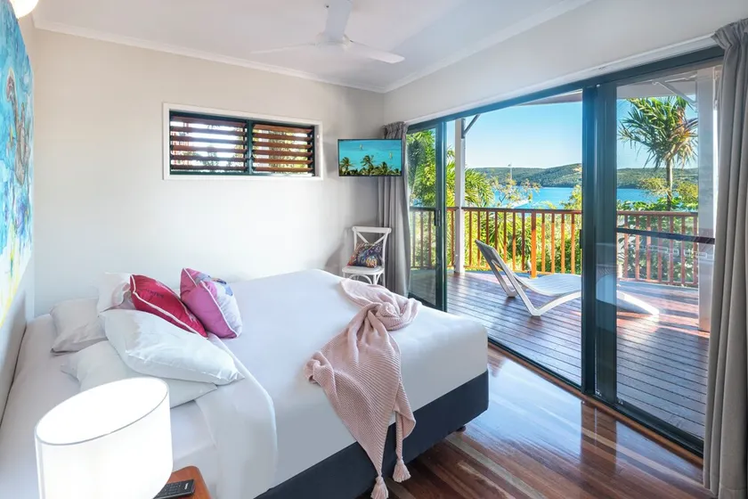 NEU SCHÖN RENOVIERT 16 Das Casuarina - Haus mit 3 Schlafzimmern und 180-Grad-Meerblick - Image 1