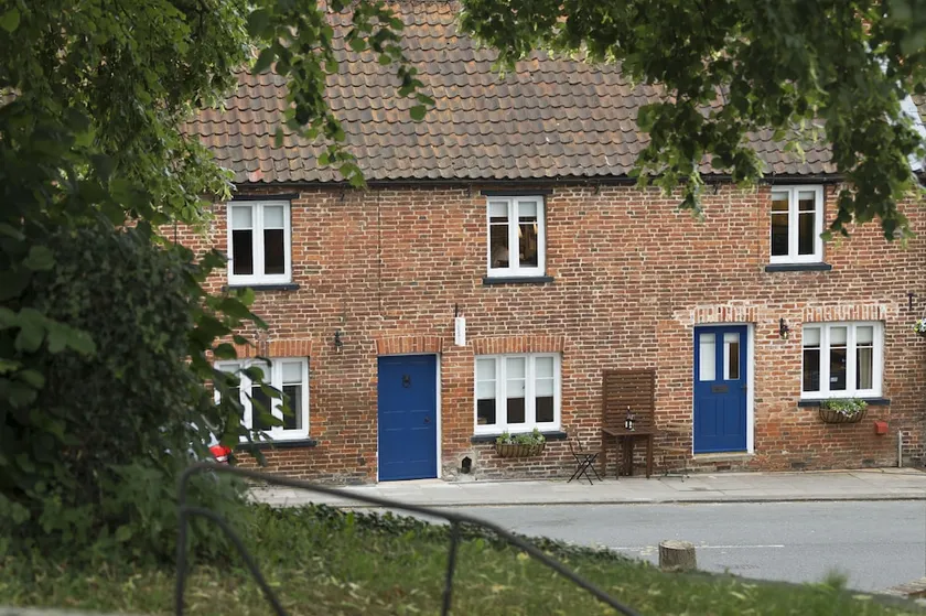 Grade II opført 3 bed sommerhus i smukke landsby i Sherwood Forest - Image 1