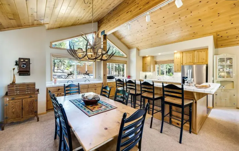 Woodland at Tahoe Park By Tahoe Getaways - Dog OK, Private Beach HOA & Fireplace - Image 1