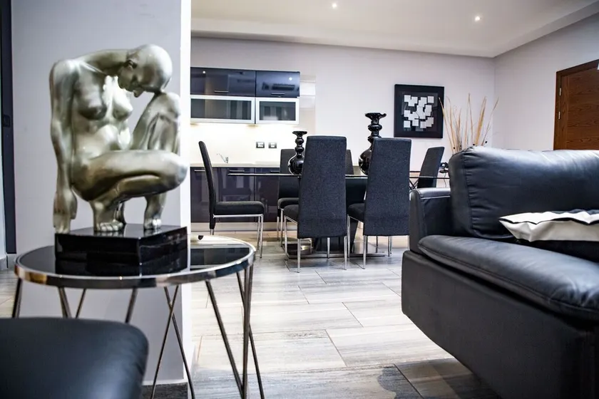 Prestigious two bedroom apartment gives you luxurious home ambiance. - Image 1