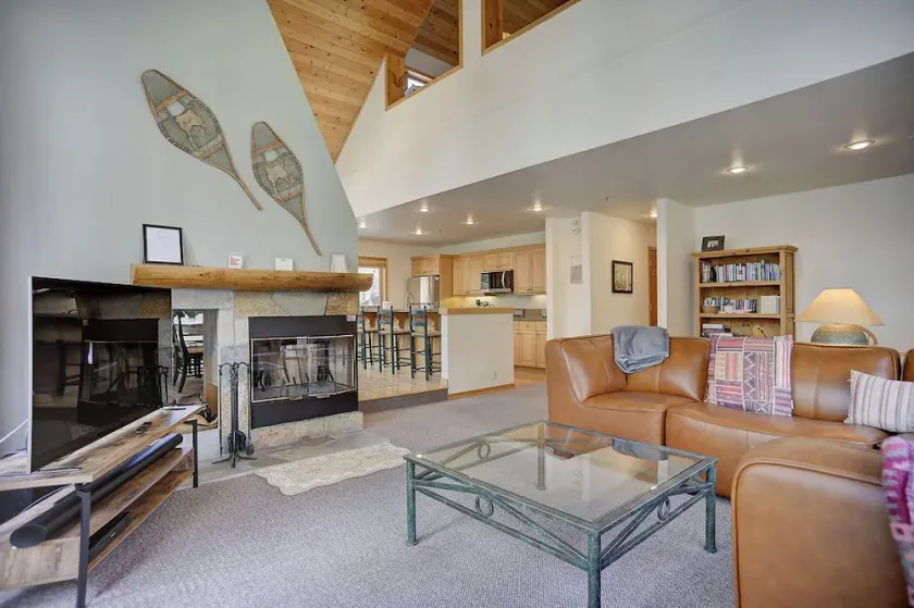 Powder Ridge 12B: 3. 5 BR / 3. 5 BA-lägenhet i Alta, 10 sovplatser - Image 1