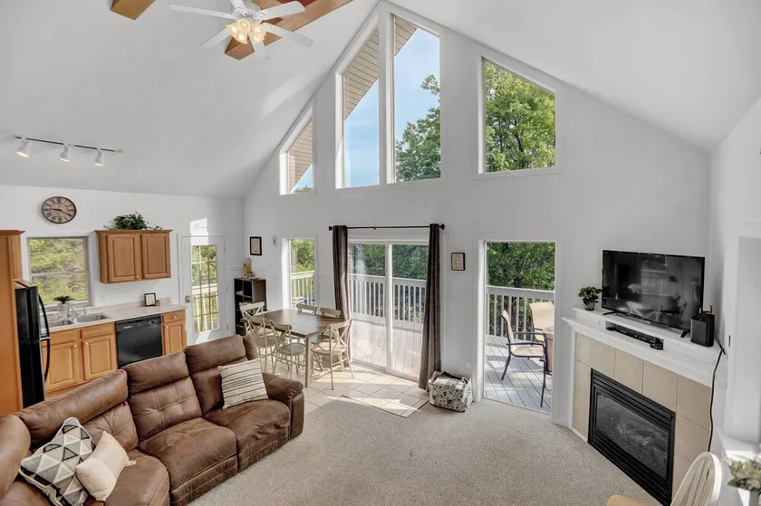 The Hideaway -Raystown Lake Vacation Rentals, Aunt Susie's - Image 1