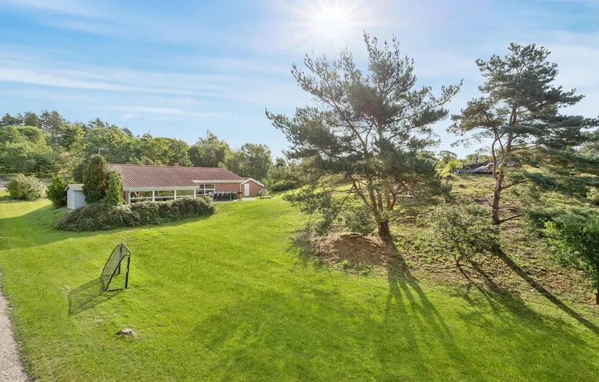 5 Bedroom Accommodation in Ebeltoft - Image 1