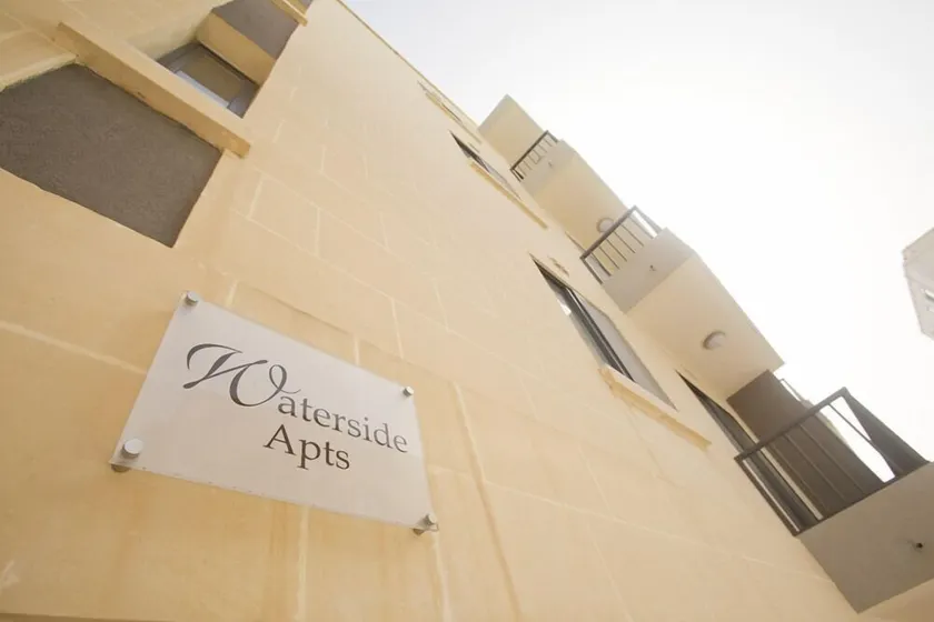 Waterside Apartments - Image 1