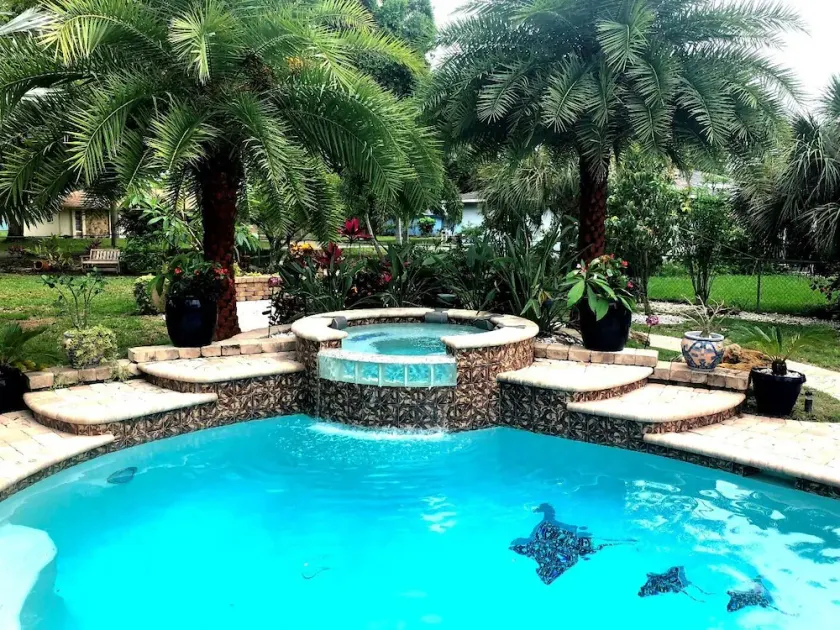 \"Venice-Eden Lagoon House\" A Salt Water Pool and Spa Oasis - Image 1
