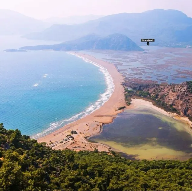 Sea and lake, sun and sand, history and geography we offer you with family warm. - Image 1