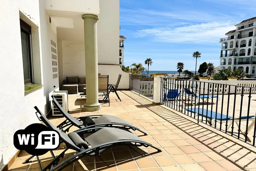 Marina Duquesa 806 ground floor sea views - Image 1