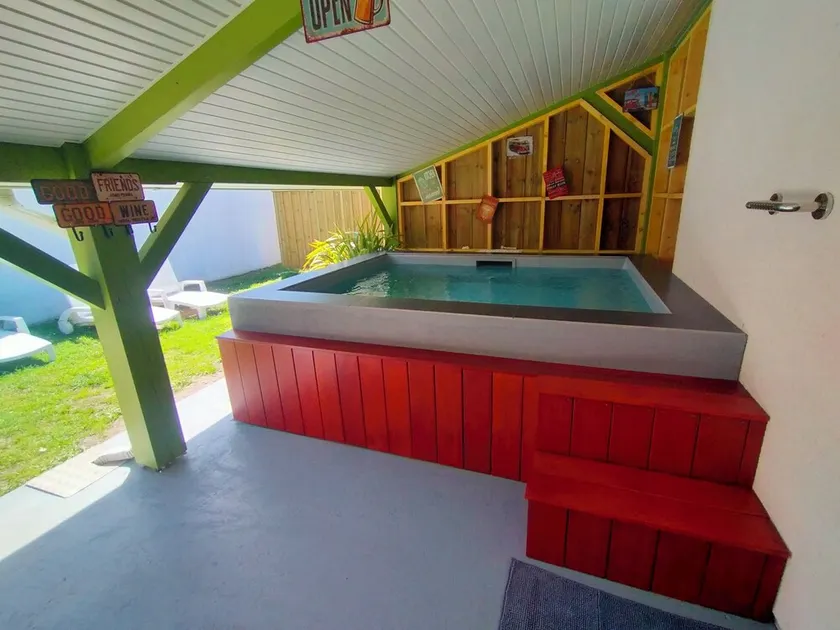 Casa rural con jacuzzi privado entre Burdeos y el océano de Lacanau - Image 1