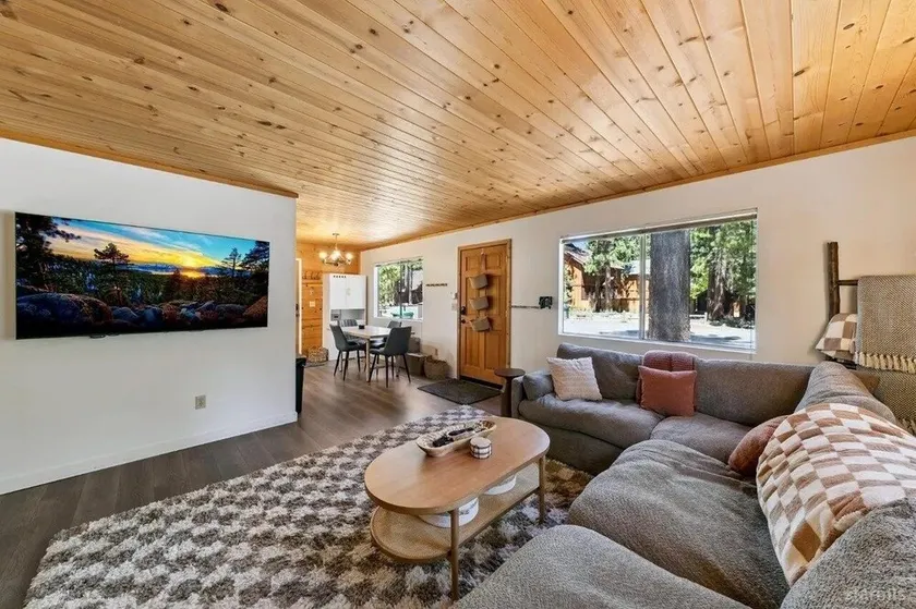 3300 Cape Horn 3 Bedroom Home - Image 1