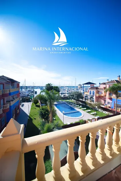 Apartamentos Marina Internacional - Image 1