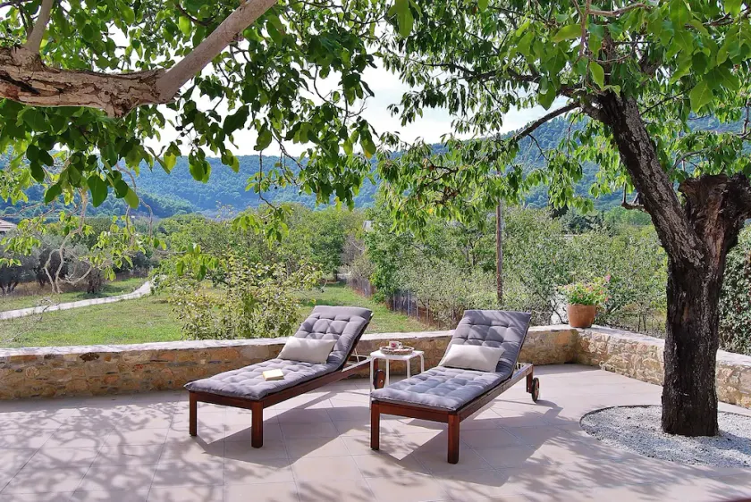 Valley Grove Country House - Image 1