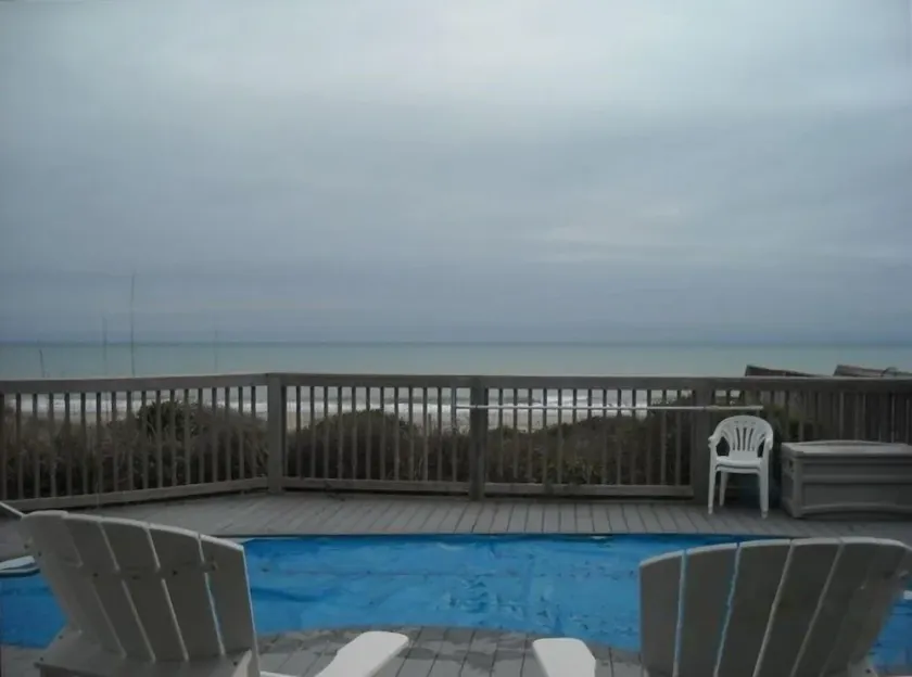 Oceanfront abordable avec piscine privée - Image 1