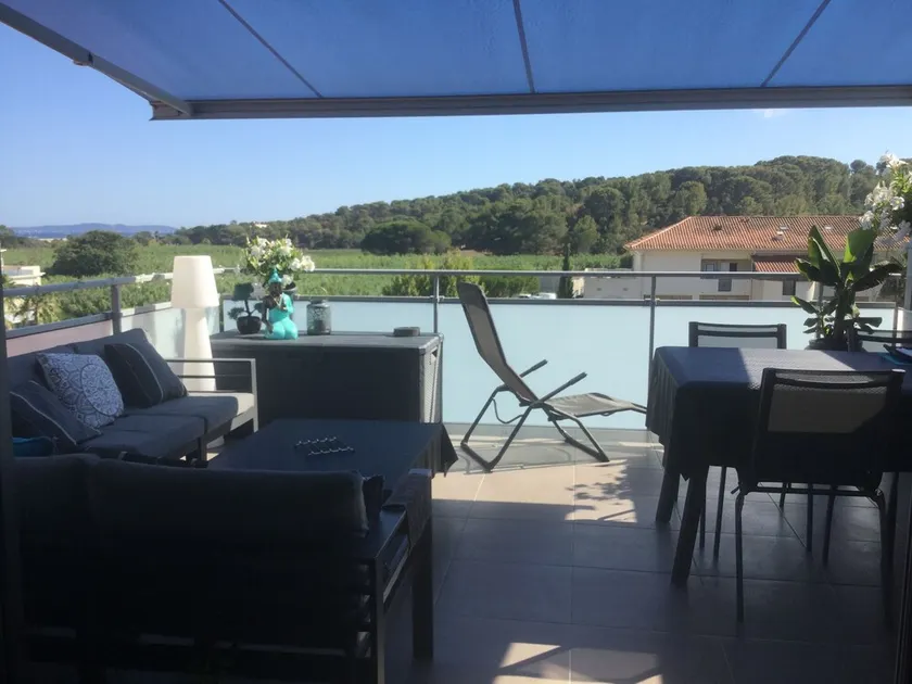 Schöne moderne Wohnung mit Panoramablick - 500 m vom Strand entfernt - Wifi - Süden - - Image 1