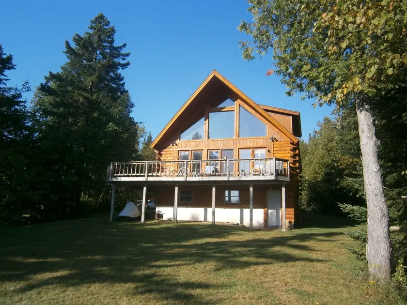 RANGELEY LAKE PRIVATE LAKE FRONT HOME - Image 1
