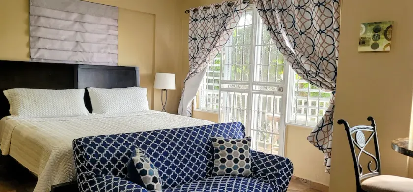 🌴 Rincón Retreat – WaveView Studio • King Bed • Sunsets & Serenity - Image 1