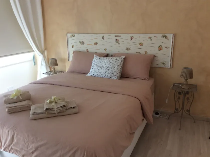 Central Suite < THE Fantasia > IN THE Heart OF THE City - Image 1