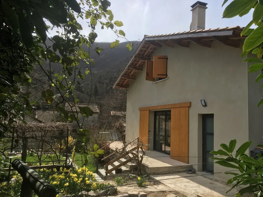 Pleasant house at the start of the most beautiful hikes - Image 1